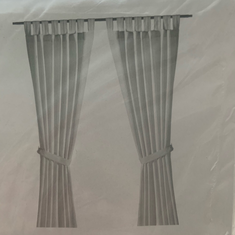 White Curtain Set! BRAND NEW 😍